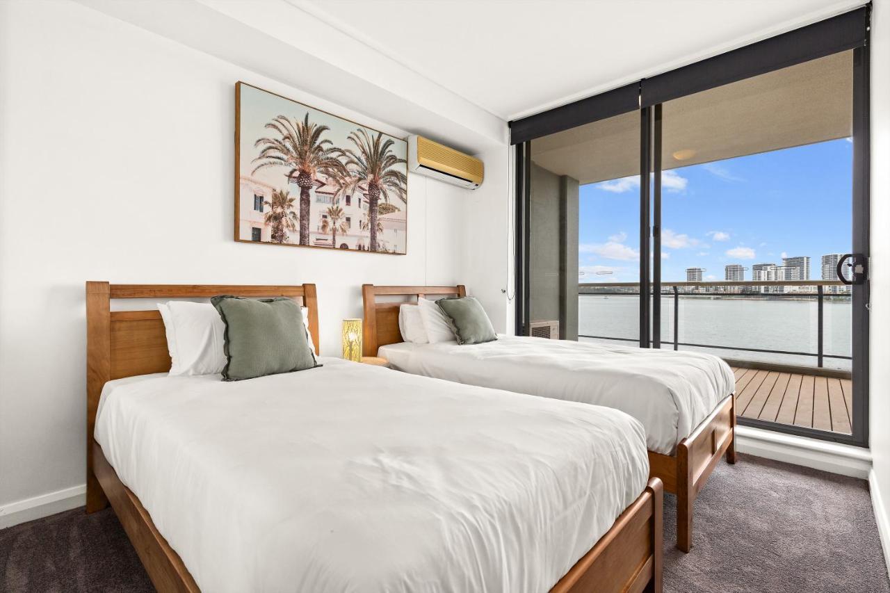 Apartment Resort Style 2 Bdrm In Homebush With Bay Views -57 Ben *